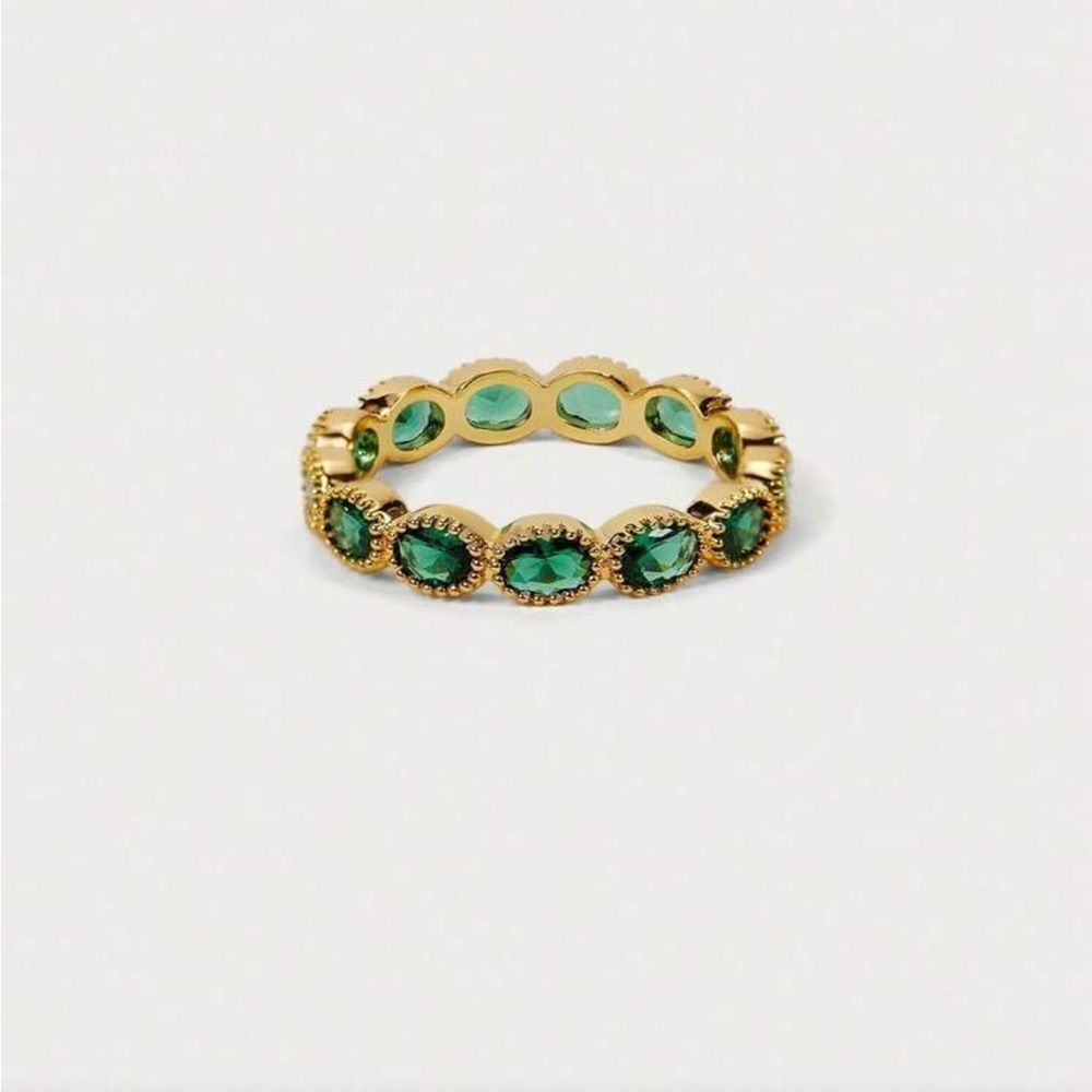 Green Gemstone Ring Q504